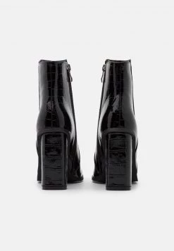 RAID Femme CINDY Bottines à Talons Hauts Black 11 RAID Femme CINDY Bottines à Talons Hauts Black -Pas Cher RAID Boutique 0135c18b0190407696a5dd7e11624691