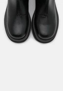 RAID KENDALL Bottes à Plateau Black Femme -Pas Cher RAID Boutique 08bf84167b3e40a584081cfe1d55e24e