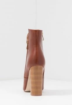 RAID Femme KEYLA Bottines à Talons Hauts Tan -Pas Cher RAID Boutique 0a32b91979b34b26b44fea420f0018c1