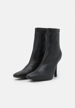 RAID DESSIA Bottines à Talons Hauts Black Femme -Pas Cher RAID Boutique 0c7e86c348d040d99cb86d5930f9be2f