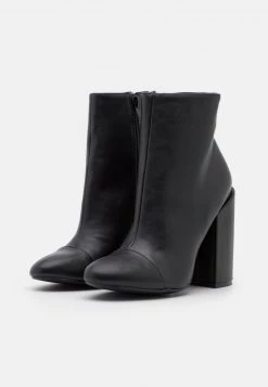 RAID DOLLEY Bottines à Talons Hauts Black Femme -Pas Cher RAID Boutique 1260b964da76417ea3fb2aa3c1edf607