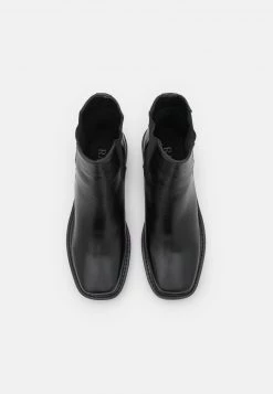 RAID DEMELZA Bottines à Plateau Black Femme -Pas Cher RAID Boutique 17dbd67ff57b4329bd056efcdc6f072b