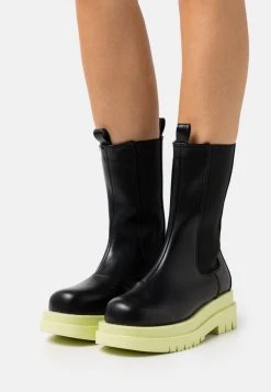 RAID KENDALL Bottes à Plateau Black Femme