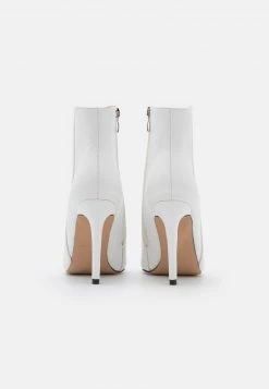 RAID Femme ALYSE Bottines à Talons Hauts White -Pas Cher RAID Boutique 1d53ea4d78204db5b2f78571a4963785