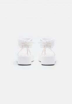 RAID Femme LAINA Sandales à Plateforme White -Pas Cher RAID Boutique 1dcceb7ca7054894878abc69f6d922a9