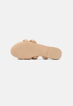 RAID Femme ADORNED Sandales Nude -Pas Cher RAID Boutique 20d16616d2654a44bfff6a9dec3934ec