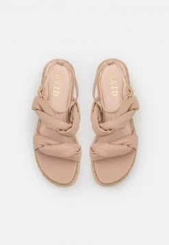 RAID Femme LAKE Sandales à Plateforme Nude -Pas Cher RAID Boutique 256ea473db9d4674a2f1e7f63baee6ff