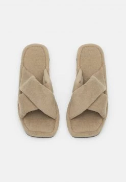 RAID Femme HARLYN Chaussons Sage Green -Pas Cher RAID Boutique 279bcf243c4140afba52a2c78b73a7f4