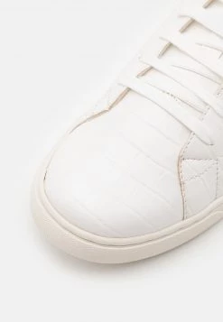 RAID BILL Baskets Basses White Homme -Pas Cher RAID Boutique 287f65eaefe341fa85e7f86baab92e6d