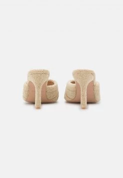 RAID NIYAH Tongs Beige Femme -Pas Cher RAID Boutique 28839c41e30a43a49cf5f02d7e6e8b7b