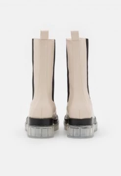 RAID NEVILLE Bottes à Plateau Offwhite Femme 11 RAID NEVILLE Bottes à Plateau Offwhite Femme -Pas Cher RAID Boutique 2e33882c1fbf4c699b26d919ea6fb88e