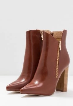 RAID Femme KEYLA Bottines à Talons Hauts Tan -Pas Cher RAID Boutique 33172947e3d04c549dd09905f85fe599