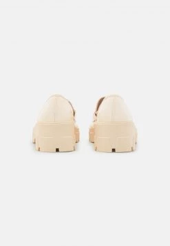 RAID Femme CARVER Mocassins All Tonal Beige Box 11 RAID Femme CARVER Mocassins All Tonal Beige Box -Pas Cher RAID Boutique 38b8e3cbf2184bd3a655a5ffd31fb5d8