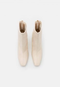 RAID Femme DESSIA Bottines à Talons Hauts Offwhite -Pas Cher RAID Boutique 464f363e1bd2467f8e4f6211c5e3e802