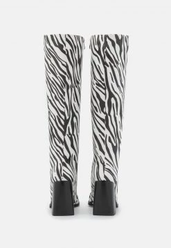 RAID Femme SAARA Bottes à Talons Hauts Black -Pas Cher RAID Boutique 49a74723f9b54d9882b2eee84a074219