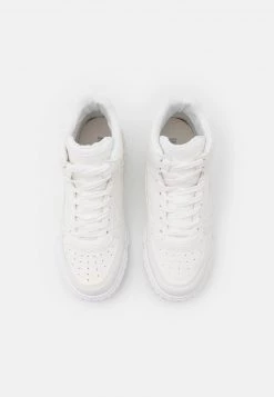 RAID Femme DASHER Baskets Montantes White 13 RAID Femme DASHER Baskets Montantes White -Pas Cher RAID Boutique 4b5db6f893544ee99a016eb8cd52bd86