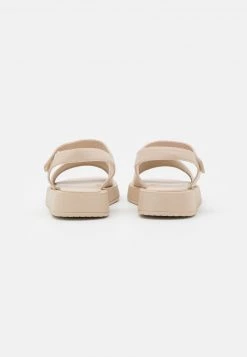 RAID Femme FINLAY Sandales à Plateforme Nude -Pas Cher RAID Boutique 5a44141cc476425ba36d227d203ec773