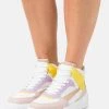 RAID DASHER Baskets Montantes Beige/multi Coloured Femme -Pas Cher RAID Boutique 5b70b19c9e7d4660b06d766c3b449f06