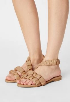 RAID Femme ADORNED Sandales Nude