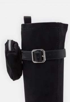 RAID ZYON Bottes à Plateau Black Femme 13 RAID ZYON Bottes à Plateau Black Femme -Pas Cher RAID Boutique 6f7fcb629e1b4915b768fa6a985eea81