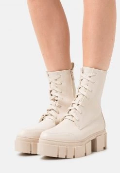RAID RUBY Bottines à Lacets Offwhite Femme 12 RAID RUBY Bottines à Lacets Offwhite Femme -Pas Cher RAID Boutique 71c43a99397045439290c5848c33eaad