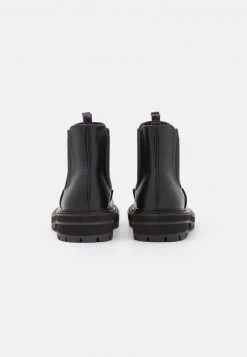 RAID Femme STRATEGY Bottines à Plateau Black -Pas Cher RAID Boutique 73a30f70794649ae91d9bfdc89ead6a8