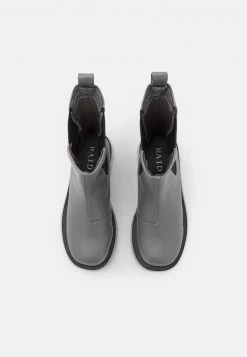 RAID Femme NEVILLE Bottes à Plateau Grey -Pas Cher RAID Boutique 77b3a6d9cb4343628bdbbf31e96e6f4b