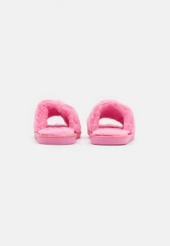 RAID Femme ISLA Chaussons Pink 11 RAID Femme ISLA Chaussons Pink -Pas Cher RAID Boutique 7815a34e975149e493636d3127f382d5