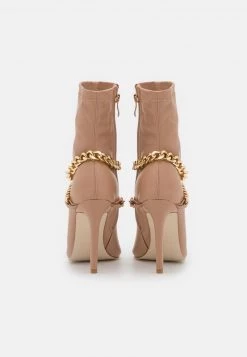 RAID BENNETT Bottines à Talons Hauts Camel Femme -Pas Cher RAID Boutique 78cf3afcc67e4d8daa12522899428748