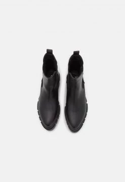 RAID ROXI Bottines à Plateau Black Femme -Pas Cher RAID Boutique 810c53cee3974641a8be4e296dbeb4e0