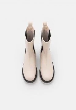 RAID NEVILLE Bottes à Plateau Offwhite Femme 13 RAID NEVILLE Bottes à Plateau Offwhite Femme -Pas Cher RAID Boutique 8383de382e2a4a57ad766a3ec042a16c