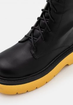 RAID Femme COLIRA Bottes à Lacets Black 13 RAID Femme COLIRA Bottes à Lacets Black -Pas Cher RAID Boutique 8645f17af9a849f5889dc54a2e0df276