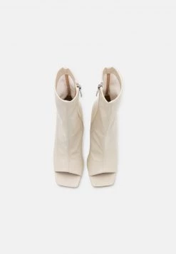 RAID GEMINI Bottines à Talons Hauts Cream Femme -Pas Cher RAID Boutique 8b15af748d2f40d08941c59307f5d138