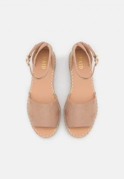 RAID KAIRA Sandales Nude Femme -Pas Cher RAID Boutique 8ef72d4372114e508c17df74462a7f22