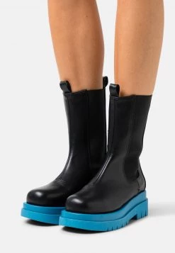 RAID Femme NEVILLE Bottes à Plateau Black