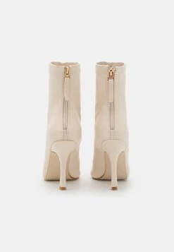 RAID Femme DESSIA Bottines à Talons Hauts Offwhite -Pas Cher RAID Boutique 96ed9982260e43ba947e431378e49d46