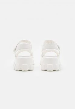 RAID Femme DANICA Sandales à Plateforme White 11 RAID Femme DANICA Sandales à Plateforme White -Pas Cher RAID Boutique 993591a57095418b9ecf5ece80a9e6a4