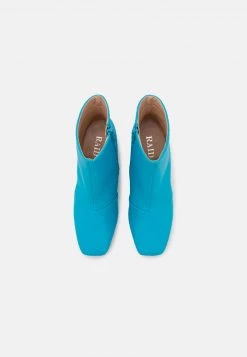RAID Femme HOLLIS Boots à Talons Blue -Pas Cher RAID Boutique a34b6375ecaa4a15aa8a71ae11705d7c
