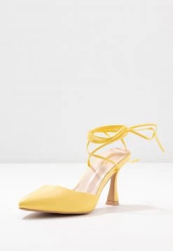 RAID Femme ZUMI Escarpins à Talons Hauts Yellow -Pas Cher RAID Boutique b1d4e68ce29241ceb6720ca12fa9218d