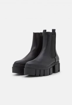RAID ROXI Bottines à Plateau Black Femme -Pas Cher RAID Boutique b52e9f05ea184a2c95922a939bbcac03