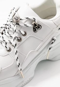 RAID Femme IBIZA Baskets Basses White -Pas Cher RAID Boutique b89eb53737614c1e870a95a044790945