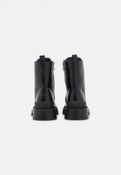 RAID STIFLE Bottines à Plateau Black Femme -Pas Cher RAID Boutique b92b54b408fc429ca843a1fd4e152c47