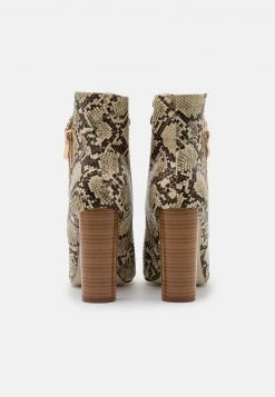 RAID KEYLA Bottines à Talons Hauts Beige Femme -Pas Cher RAID Boutique ba0e3af637b14facb0c43409b44ccd8b