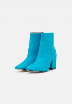 RAID Femme HOLLIS Boots à Talons Blue -Pas Cher RAID Boutique bc692f6001dd471b8782a721c9f5d3be