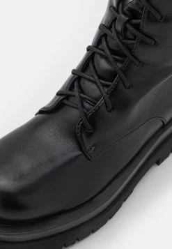 RAID Femme KINETIK Bottes à Lacets Black 13 RAID Femme KINETIK Bottes à Lacets Black -Pas Cher RAID Boutique bd5ed76b6e9643ab8943e3d659b52e3c