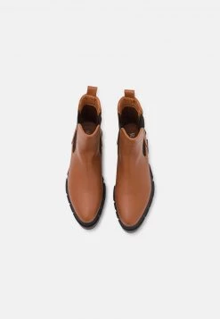 RAID ROXI Bottines à Plateau Tan Femme -Pas Cher RAID Boutique ce0f4c90b59046588982cd42035da23d