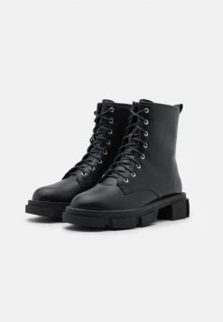 RAID MARTA Bottines à Plateau Black Femme -Pas Cher RAID Boutique dbefdbed558d48c5af1d46c915845b76