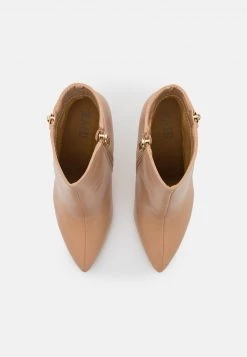 RAID ROOKY Bottines à Talons Hauts Nude Femme -Pas Cher RAID Boutique dc5f7e9471454d50b9b8c3d6e438f29e