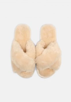 RAID DEANA Chaussons Off White Femme -Pas Cher RAID Boutique de99ada46cb246c3b51413106c807984