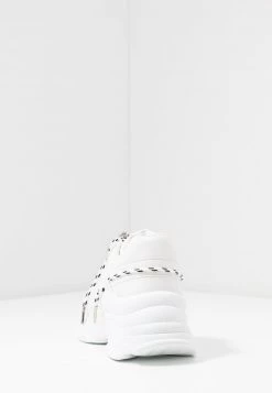 RAID Femme IBIZA Baskets Basses White -Pas Cher RAID Boutique e12291fcb35246b991fae32287b0e041